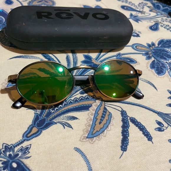 Revo 962/010 Oval Brown H20 Sunglasses